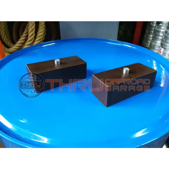 TOYOTA HİLUX MAKAS ALTI DERECELİ TAKOZ SETİ 50MM Procans4x4