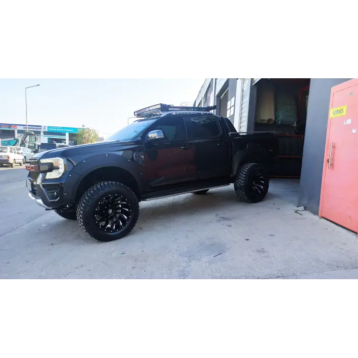 FORD RANGER T9 2022+ SİYAH YAN KAPI KAPLAMA 4 PARÇA