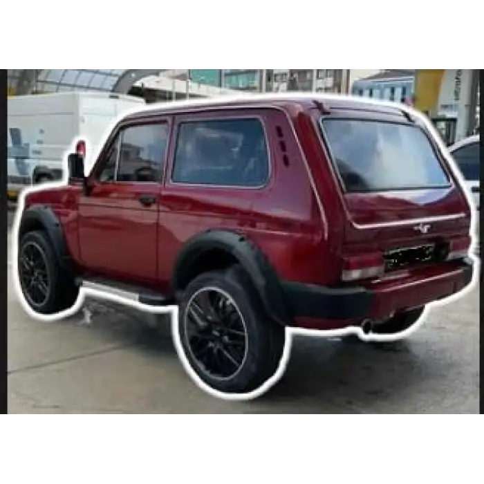 Lada Niva Dodik - Fiber