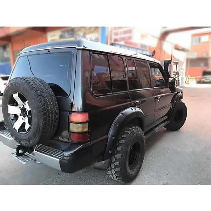 MİTSUBİSHİ PAJERO MK2 1993-1997 FİBER DODİK 5 Kapı