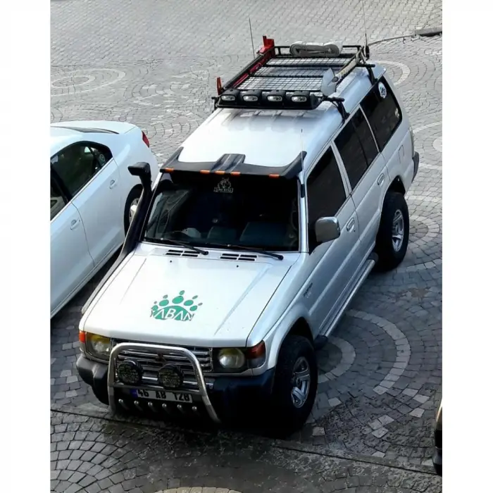 MİTSUBİSHİ PAJERO ŞAPKALI MOONVİZÖR (FİBER) 91-97