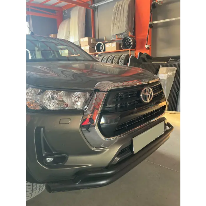 Toyota Hilux Ön Koruma Arrow Stil - Siyah