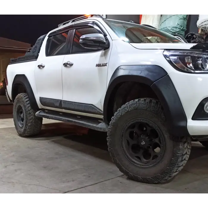 TOYOTA HILUX REVO 15-20 VİDASIZ DODİK PLASTİK