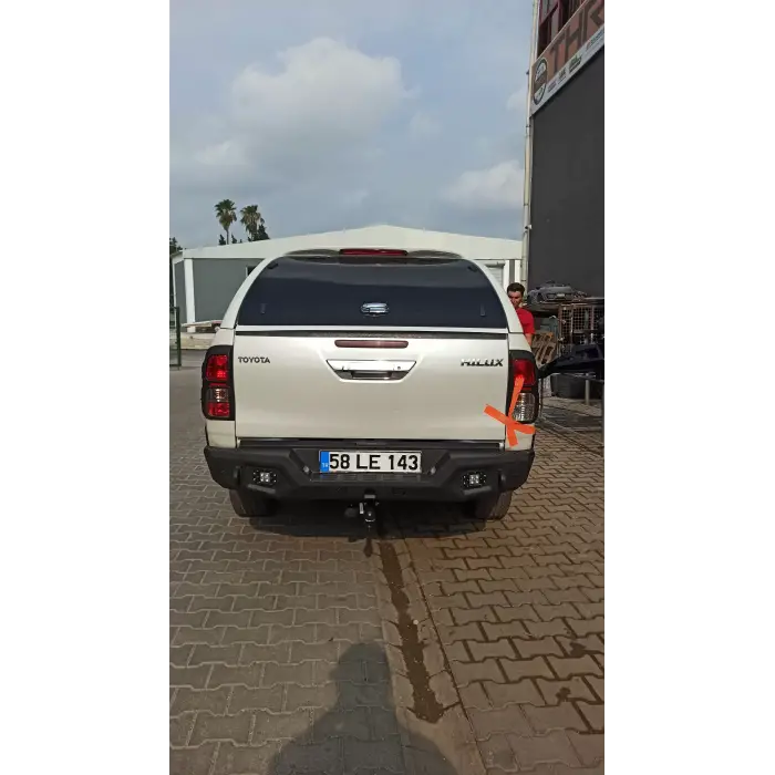 TOYOTA HİLUX REVO 2015+ ARKA DEMİR TAMPON SDX