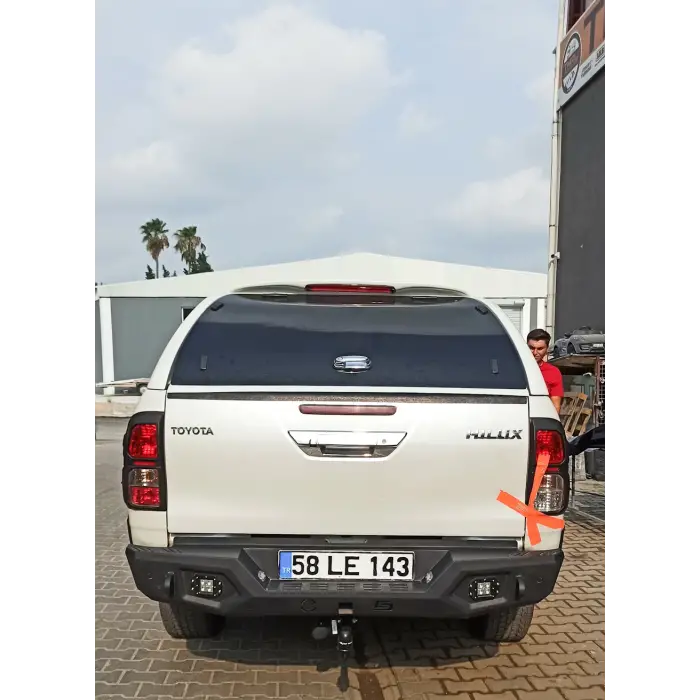 TOYOTA HİLUX REVO 2015+ ARKA DEMİR TAMPON SDX