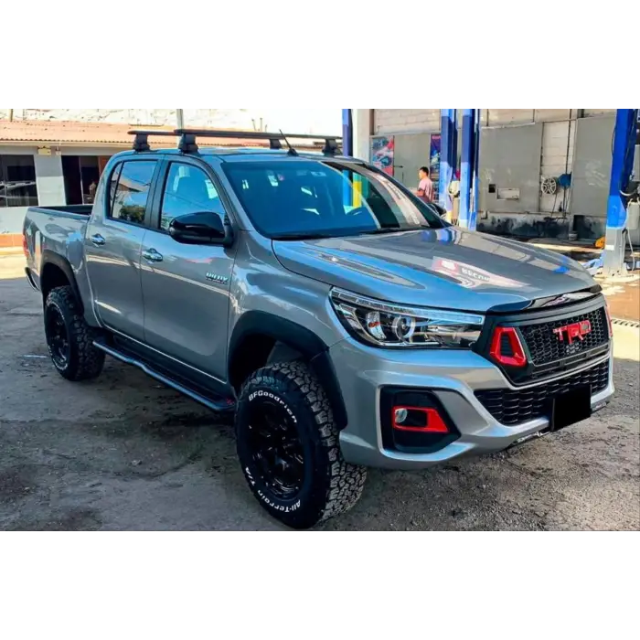 TOYOTA HILUX REVO 2016+ IÇIN UYUMLU ROCCO TRD BODY KIT (PANJUR-TAMPON-DODIK SETI)