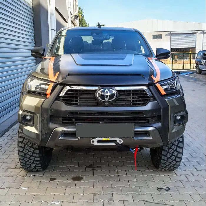 TOYOTA HILUX REVO 2016+ KAPUT HAVALANDIRMA GENİŞ MODEL FİBER