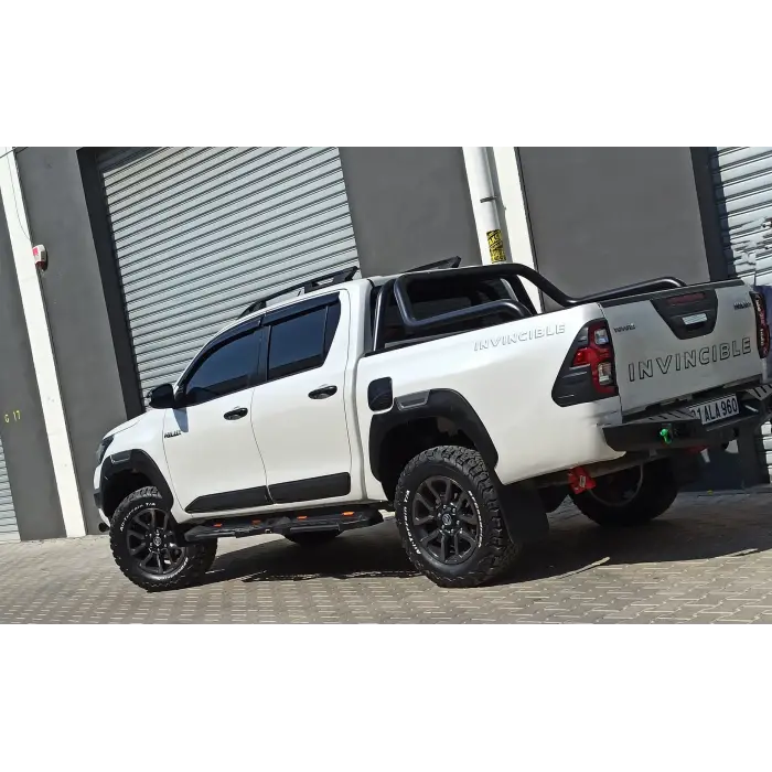 TOYOTA HILUX REVO YAN KAPLAMA İNCE 2015+ Fiber