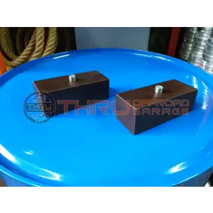 TOYOTA HİLUX MAKAS ALTI DERECELİ TAKOZ SETİ 50MM Procans4x4