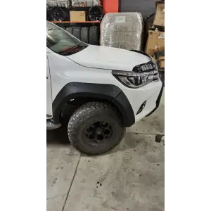 TOYOTA HILUX REVO 15-20 VİDASIZ DODİK PLASTİK
