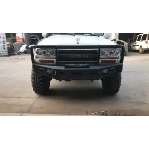 TOYOTA LAND CRUISER VX80 ÖN DEMİR TAMPON THRU