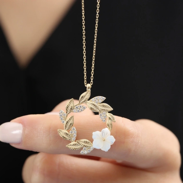 Gelin Buketi Manolya Çiçeği Flowers Gümüş Kolye - Gümüş