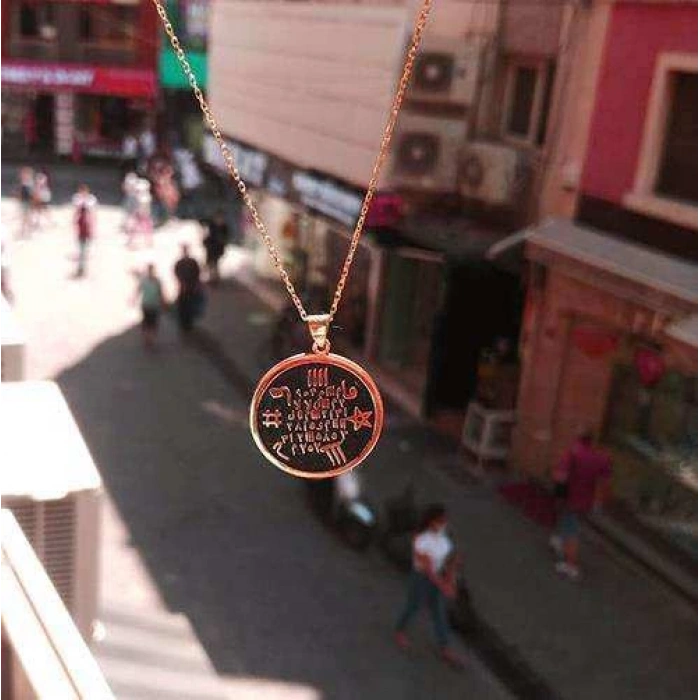 Hiçlikten Gelen Güç Gümüş Tılsım Kolye - Rose