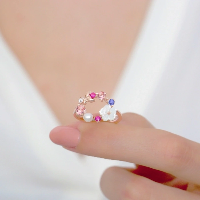 Işıltı Rüyası Manolya Çiçeği Gümüş Yüzük - Altın