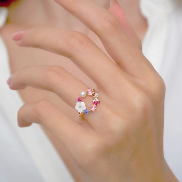 Işıltı Rüyası Manolya Çiçeği Gümüş Yüzük - Altın