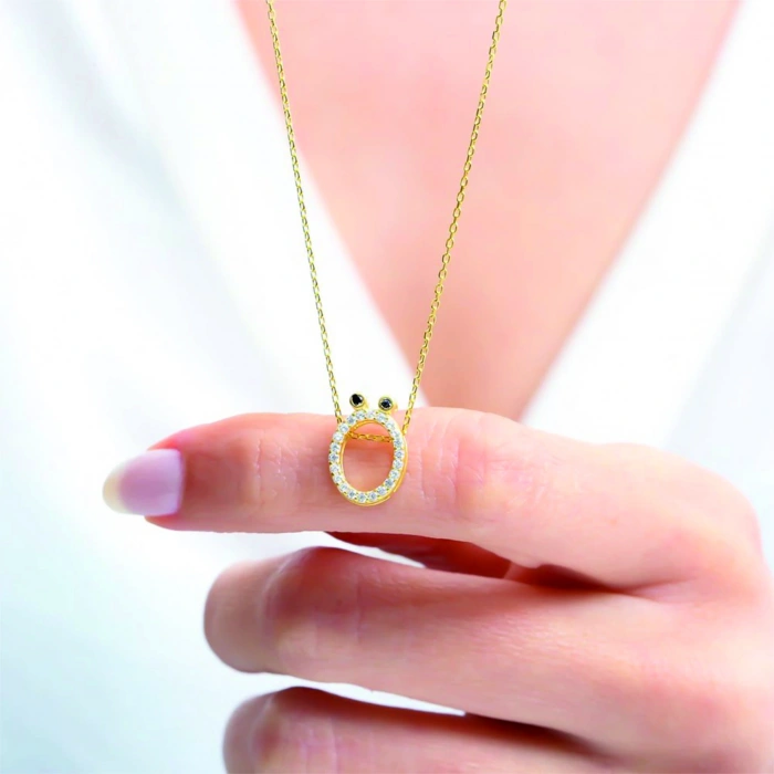 Işıltılı Prizma Ö Harfi Gümüş Kolye - Gümüş