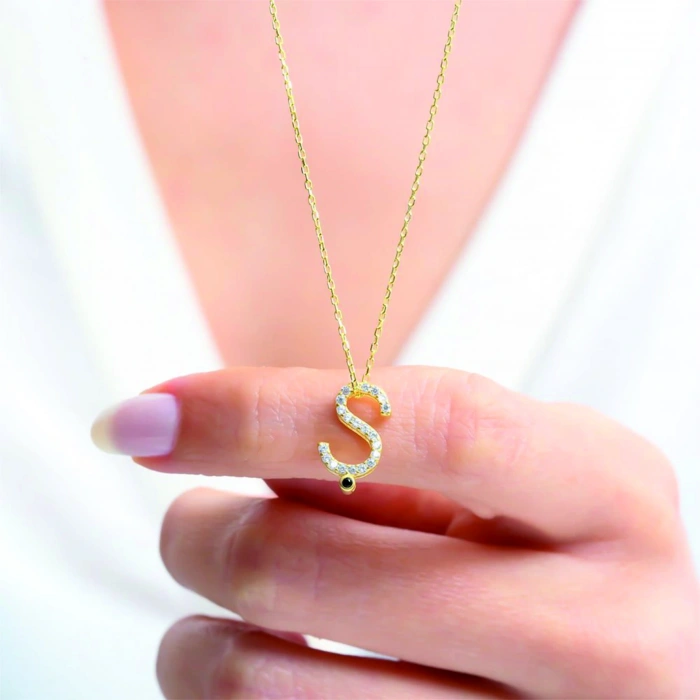 Işıltılı Prizma Ş Harfi Gümüş Kolye - Altın