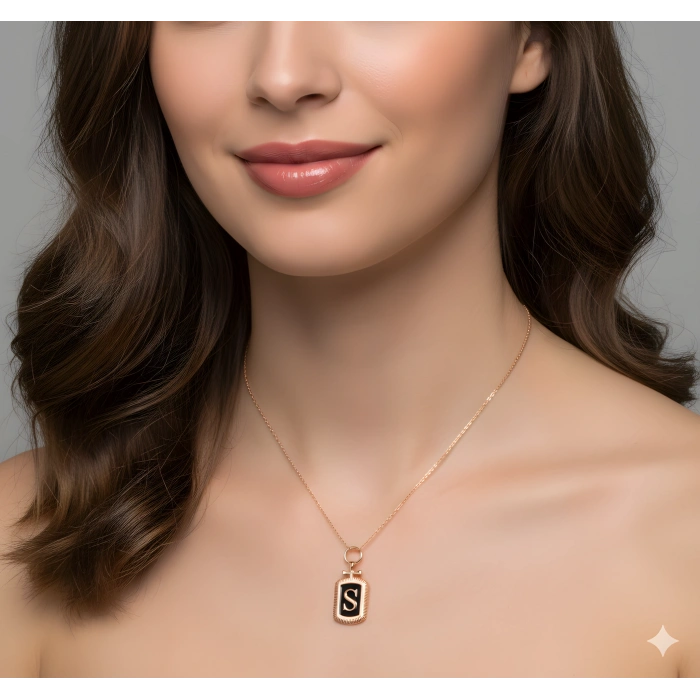Tasarım Mineli Harf Gümüş Kolye - Rose