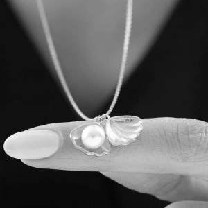 İnci Tanem Flowers Gümüş Kolye - Gümüş