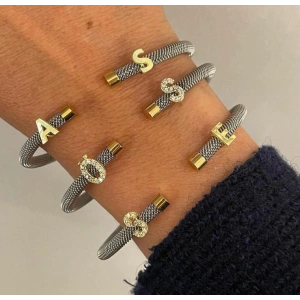 Yeni Tasrım Çelik Kasa Gümüş Harf Bileklik - Altın