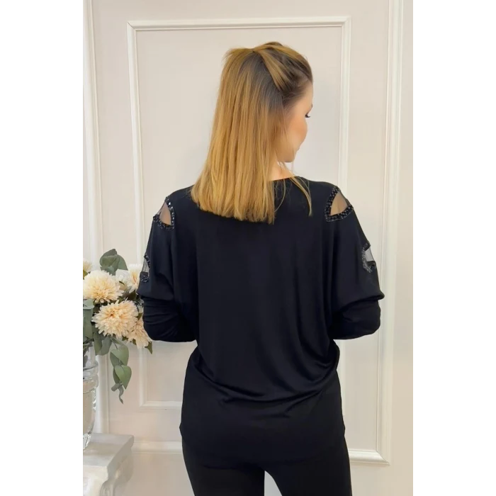 Kolları Pullu Pencereli Bluz