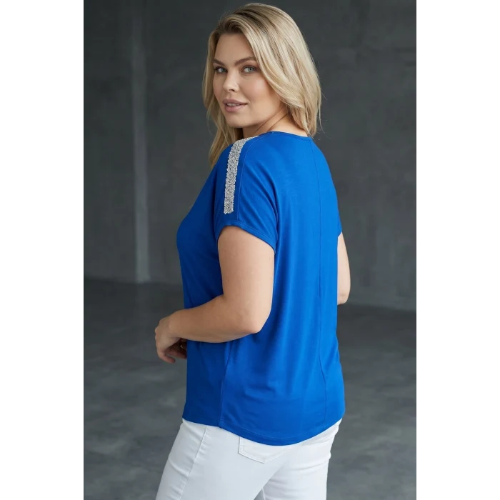 Omuzları Taş Baskılı Bluz