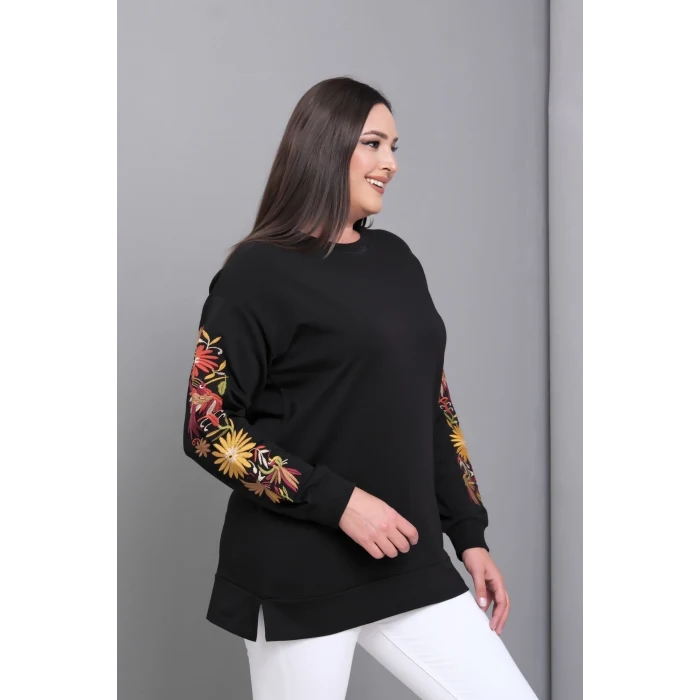 Kolları Nakışlı Yırtmaçlı Sweatshirt