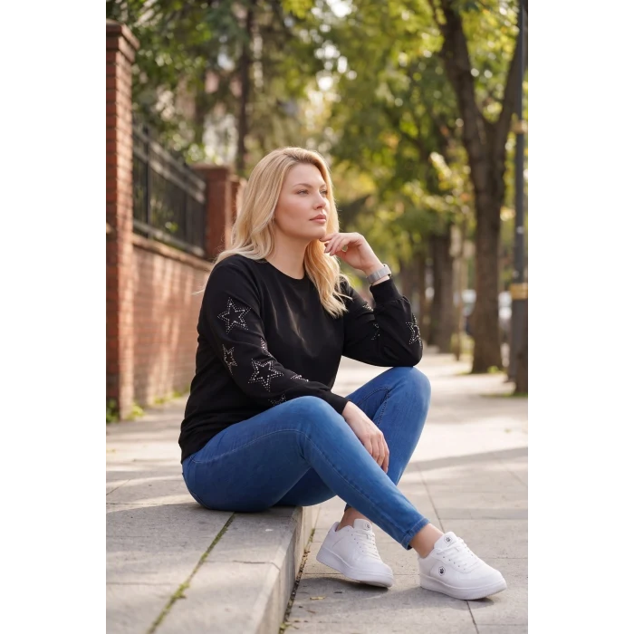 Kolları Yıldız Taş Baskılı Sweatshirt