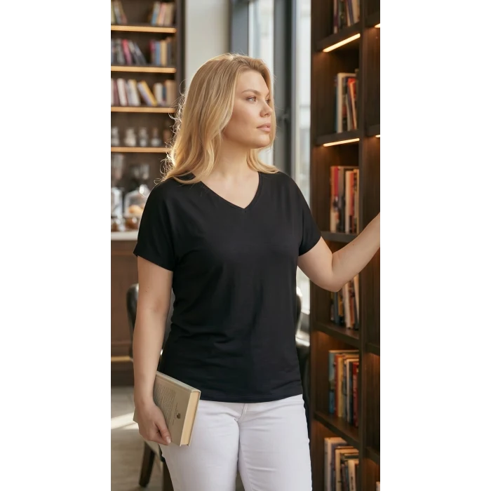Sırtı Taşlı Tül Detaylı Bluz