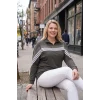 Çizgili Taş Baskılı Sweatshirt