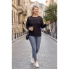 Önü Şerit Taşlı Aplikeli Bluz