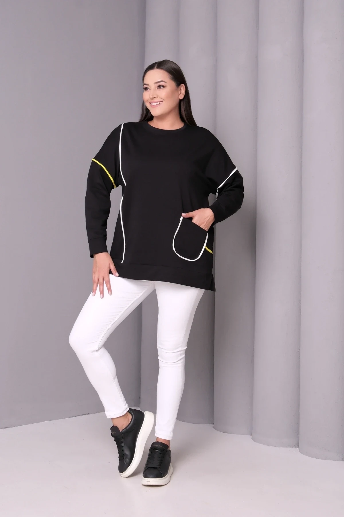Çizgi Şeritli Cepli Sweatshirt