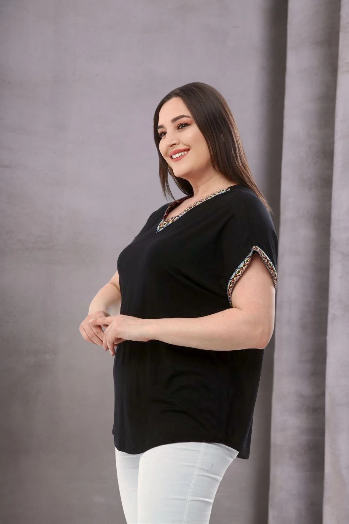 Yakası Kolları Örme Şerit Bluz