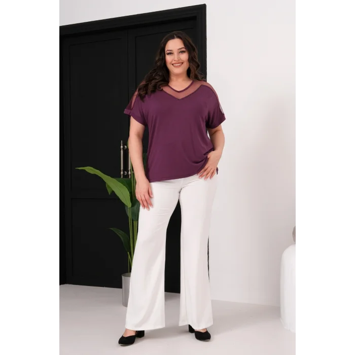 Yakası Ve Omuz Tül Detaylı Bluz