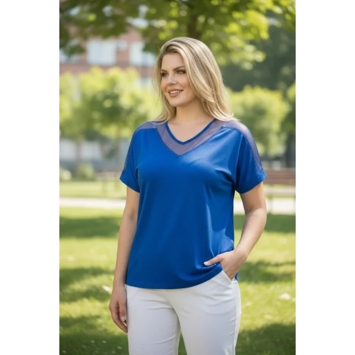 Yakası Ve Omuz Tül Detaylı Bluz