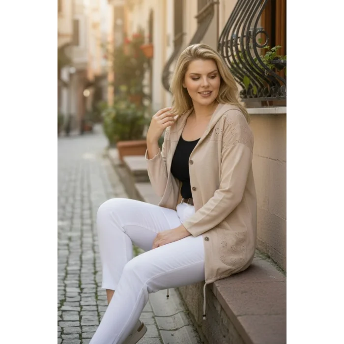 Kapüşonlu Fisto Detaylı Ceket