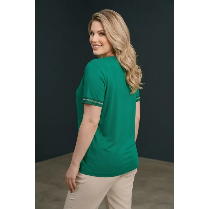 Yakası ve Kolları Taş Baskılı Bluz