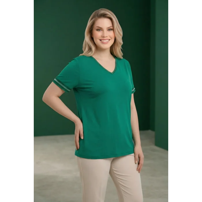 Yakası ve Kolları Taş Baskılı Bluz