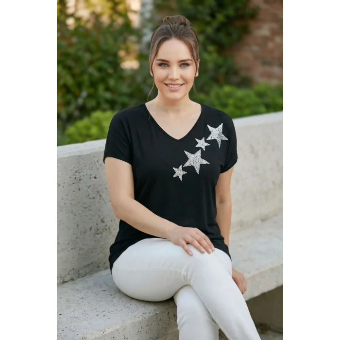 Önü Yıldız Taş Baskılı Bluz