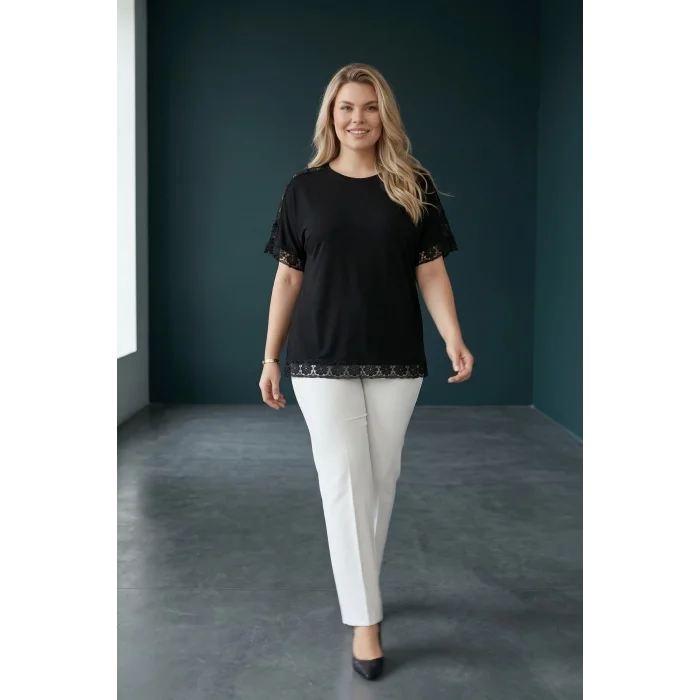 Kolları Eteği Dantelli Bluz