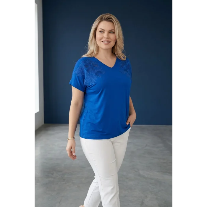 Omuz Nakışlı Taş Detaylı Bluz