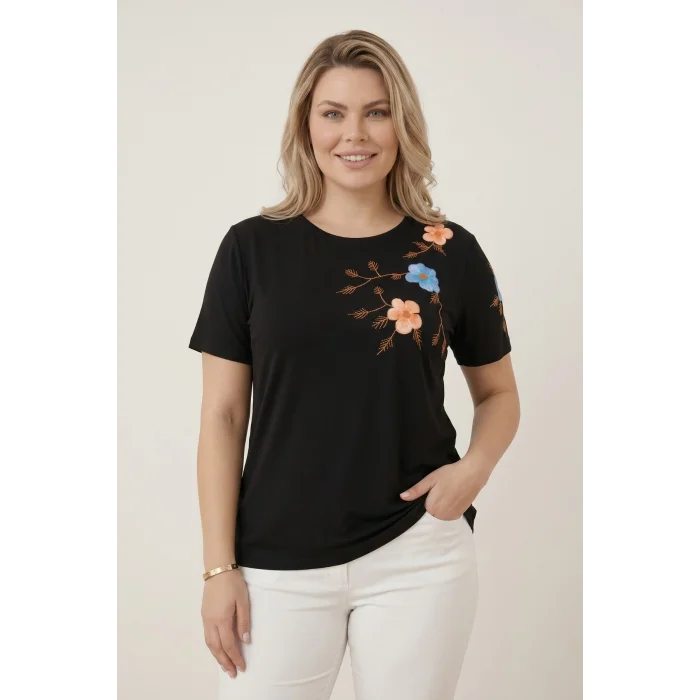 Kolu Çiçek Nakışlı Bluz