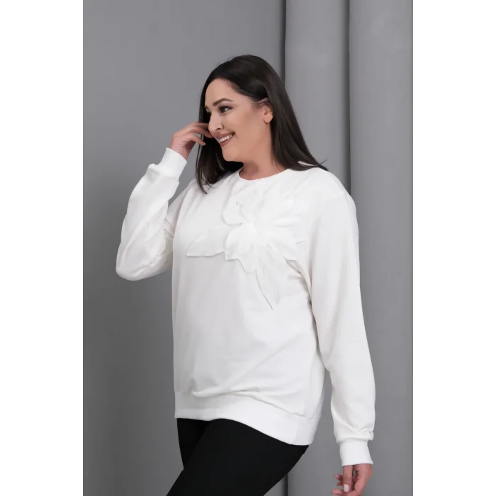 Çiçek Aplikeli Sweatshirt