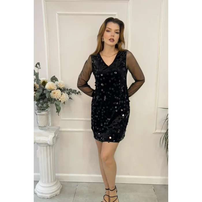 Kadife Pullu Kolları Tül Elbise