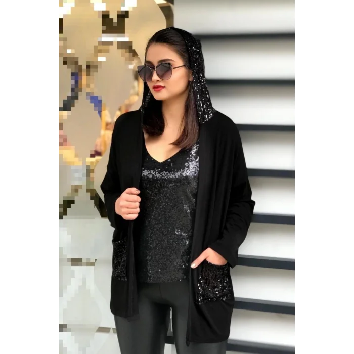 Kapüşonu ve Cebi Pul Hırka