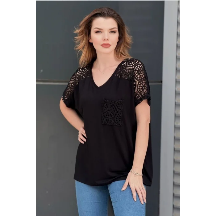 Omuz Güpürlü Cepli Bluz