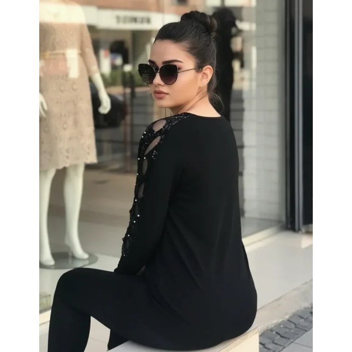 Kolları Lazer Kesim Pullu Bluz