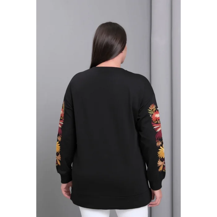 Kolları Nakışlı Yırtmaçlı Sweatshirt