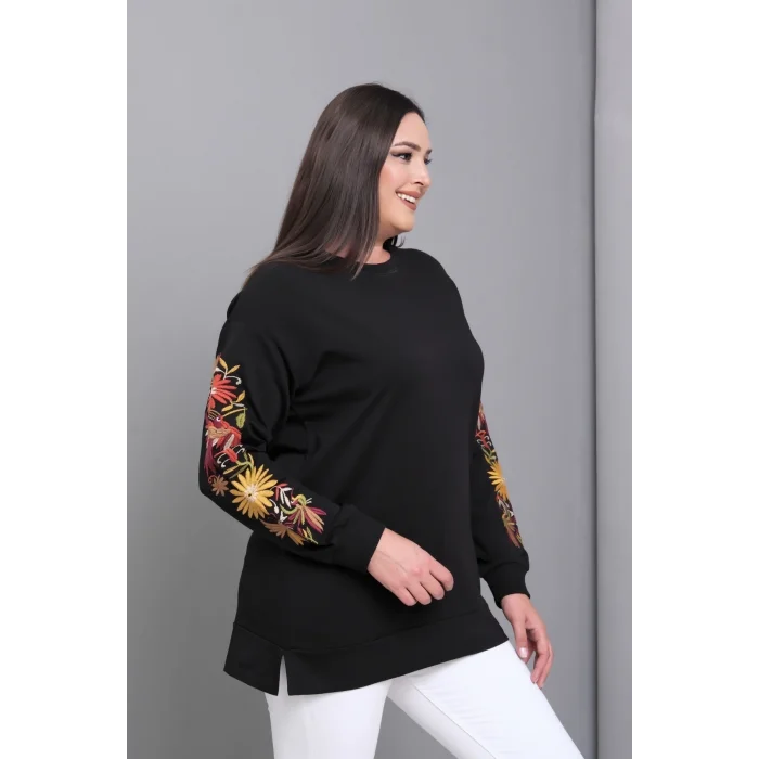 Kolları Nakışlı Yırtmaçlı Sweatshirt