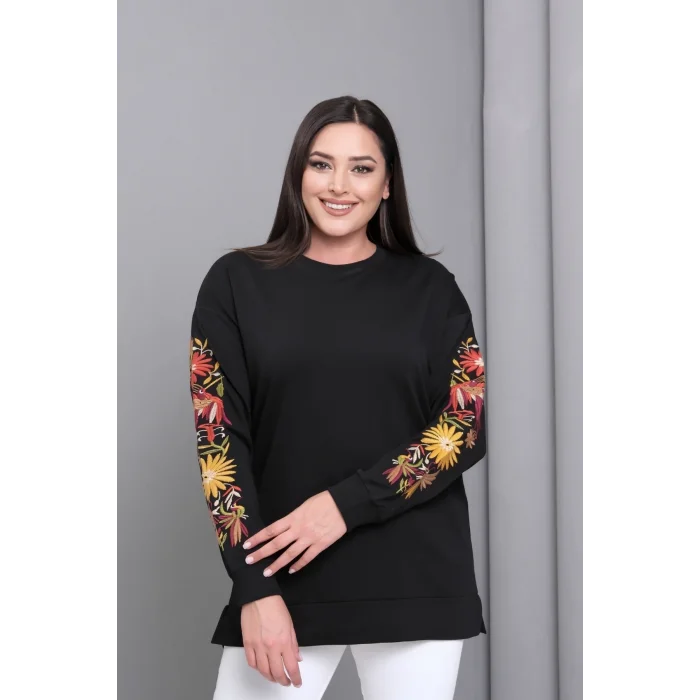 Kolları Nakışlı Yırtmaçlı Sweatshirt